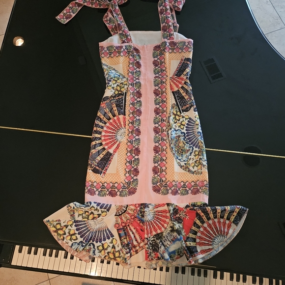 COPY - Dolce and Gabbana fan dress!!! Very Rare - Picture 4 of 8